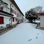 Casa Riva Us *