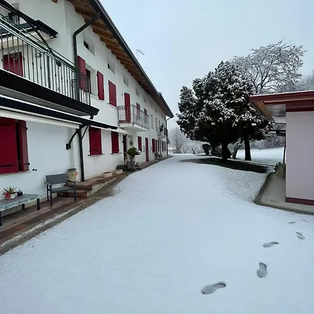 Casa Riva Us *